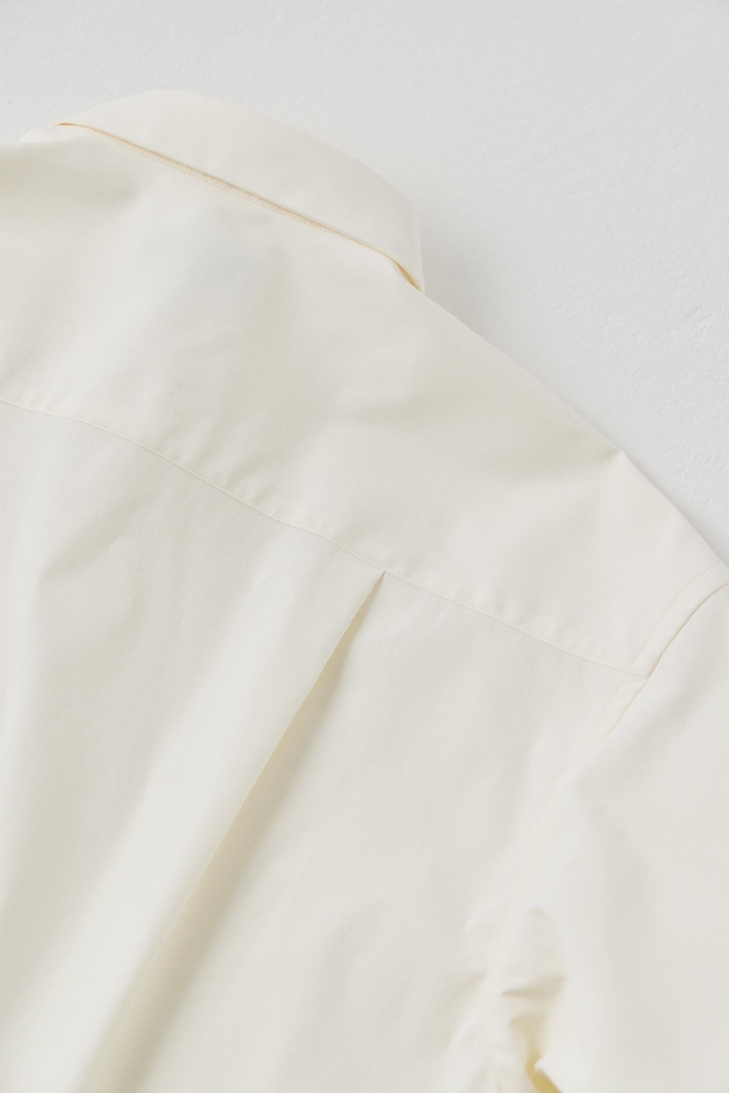 BASIC COLLAR OVERSIZED SHIRTS