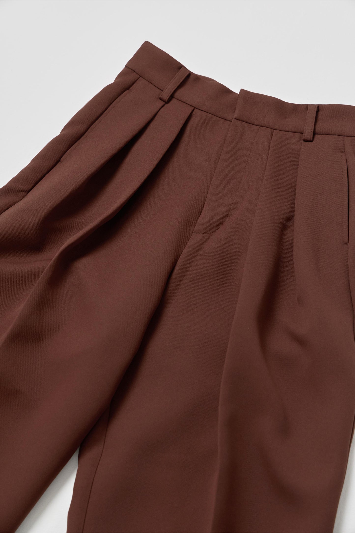 TRIPLE CLOTH DOUBLE TUCK PANTS