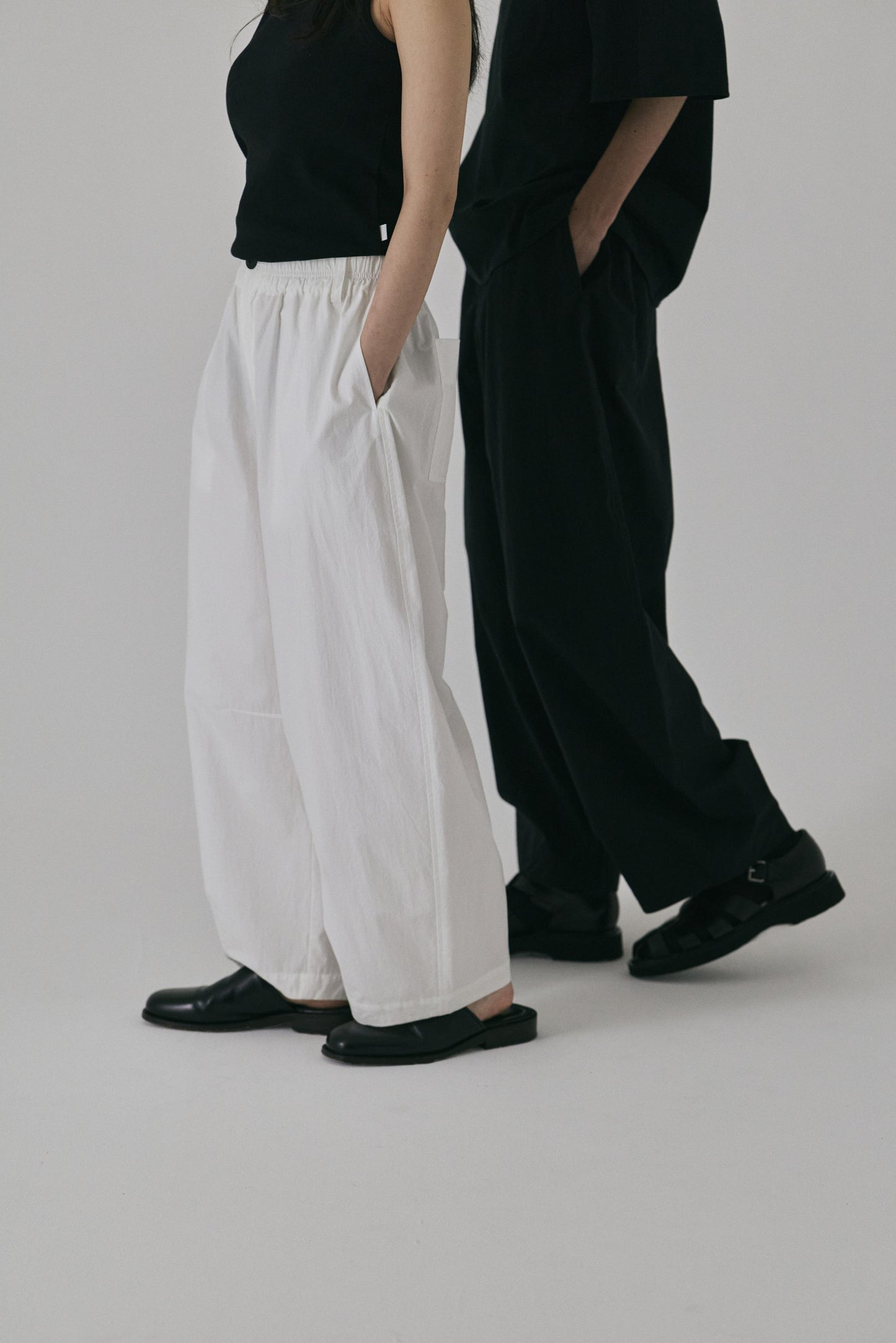OMI WASHED WIDE PANTS