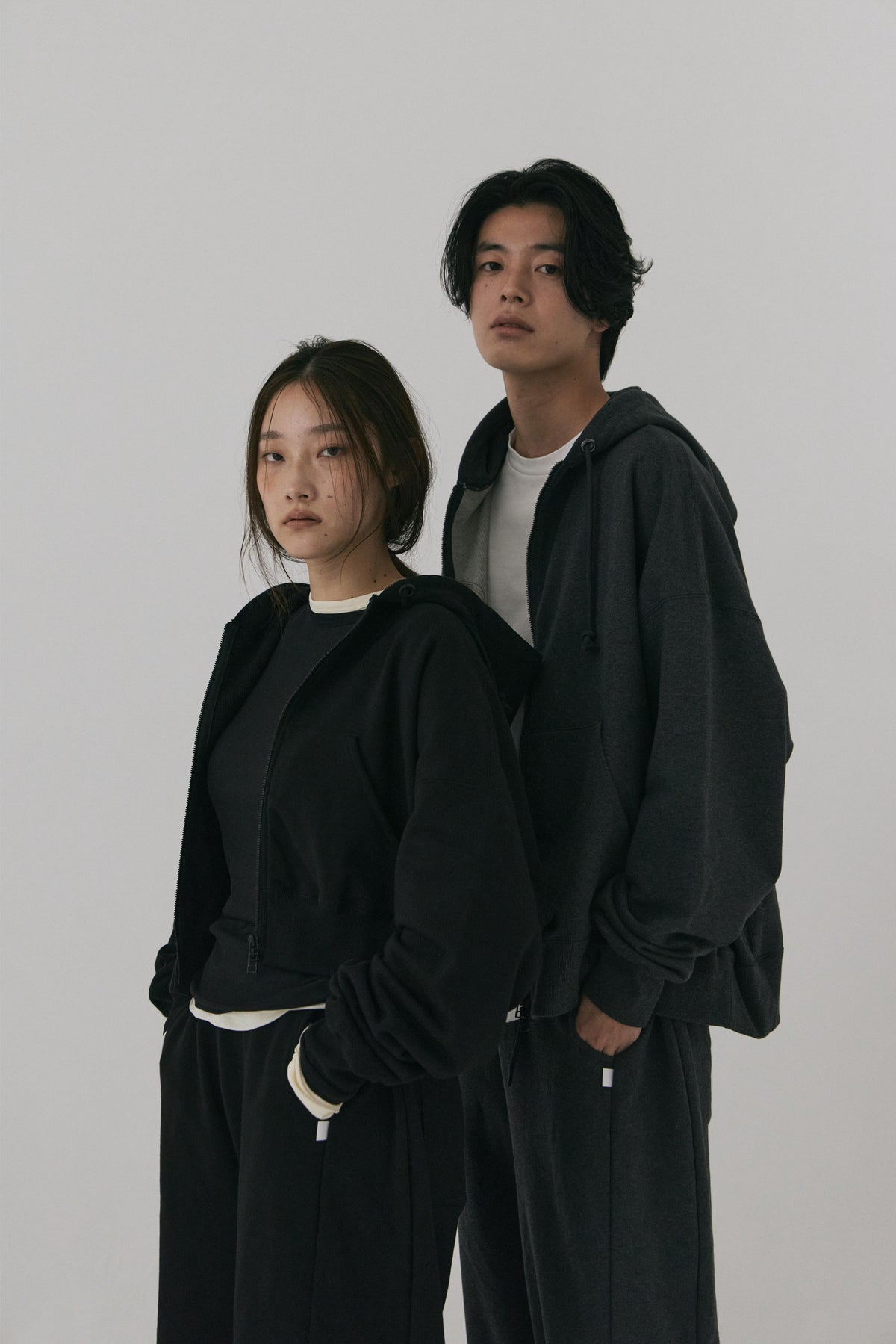 13OZ SHORT ZIP HOODIE