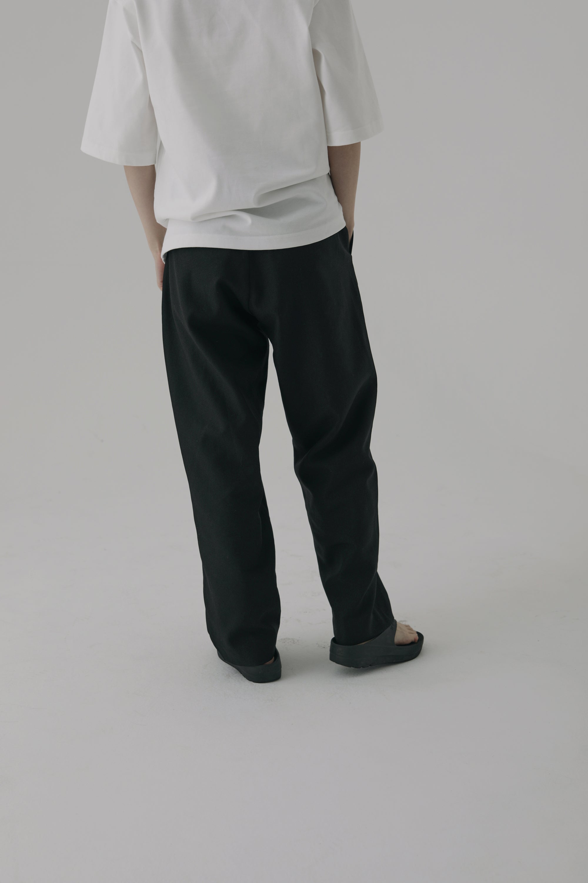1/f clothing NEUTRAL TAPERED PANTS グリーン | www.agesef.com